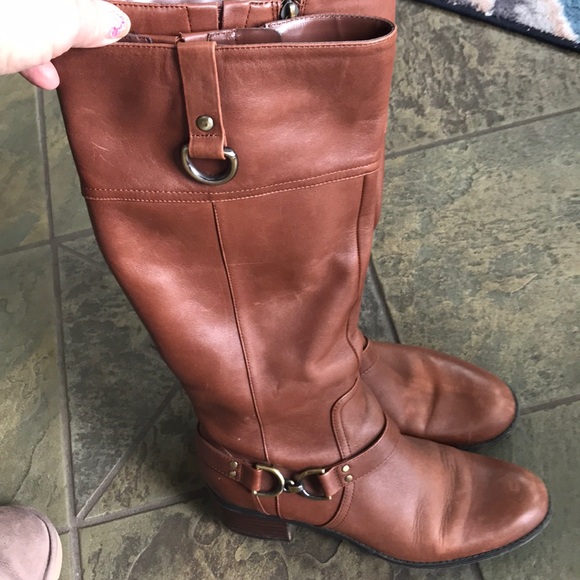 Leather boots - Picture 1 of 8